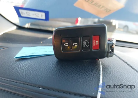 2018 Toyota Highlander Xle z USA, uszkodzony, nr VIN 5TDJZRFH1JS490555